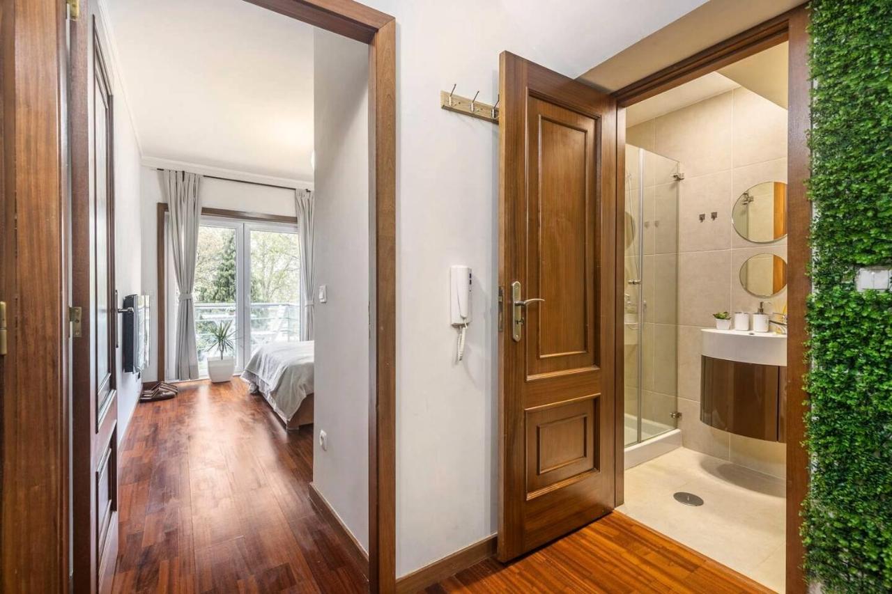 Modern Private Suite With Balcony & Bathroom - King And Queen Beds บีลาโนวาเดกายา ภายนอก รูปภาพ